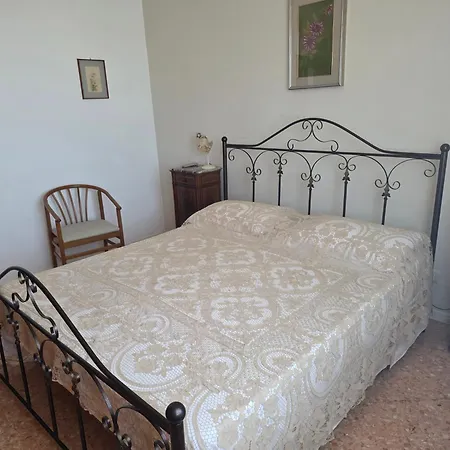 Casa Rachele לינה וארוחת בוקר 2*